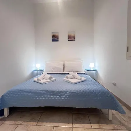 Nel Salento Con Piscina E Ulivi