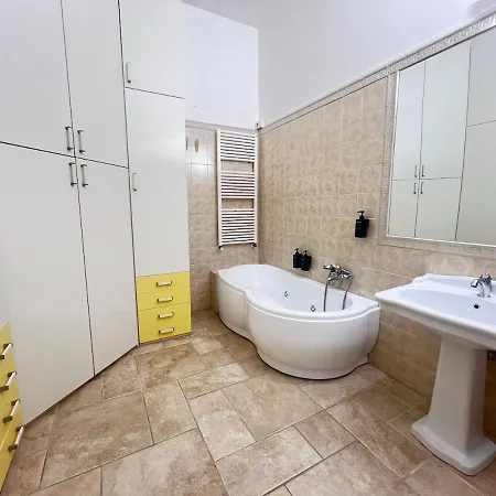 Nel Salento Con Piscina E Ulivi Villa